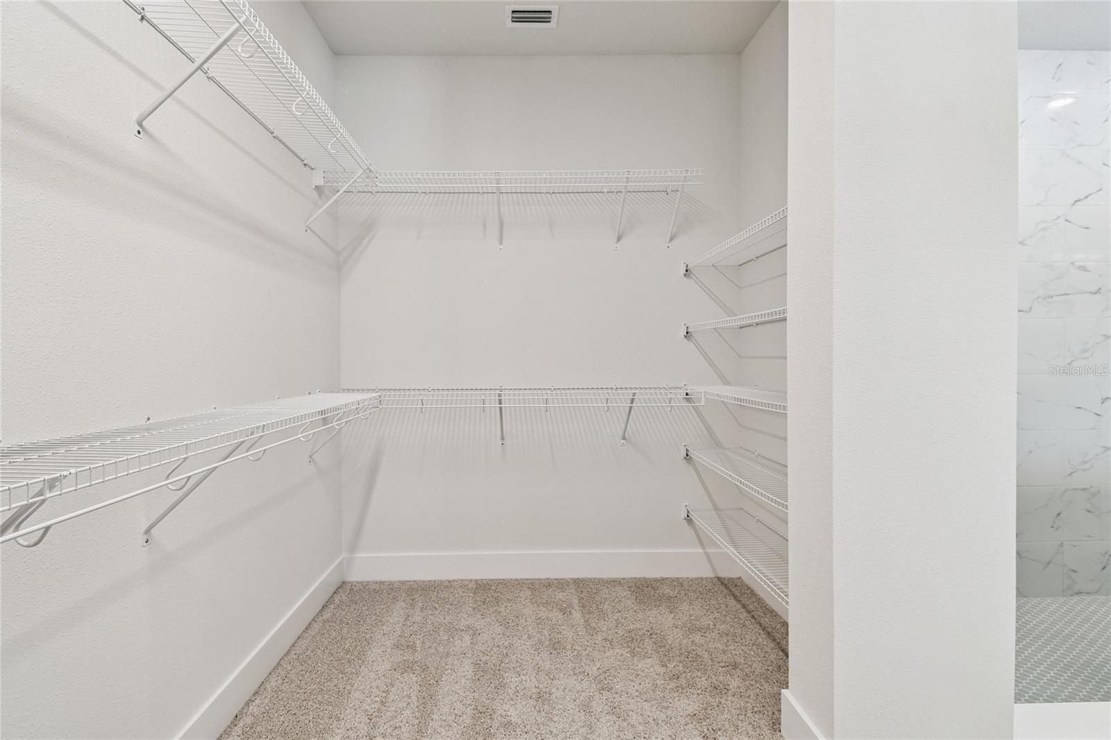 Image 28 of 46 For 703 Allora Avenue