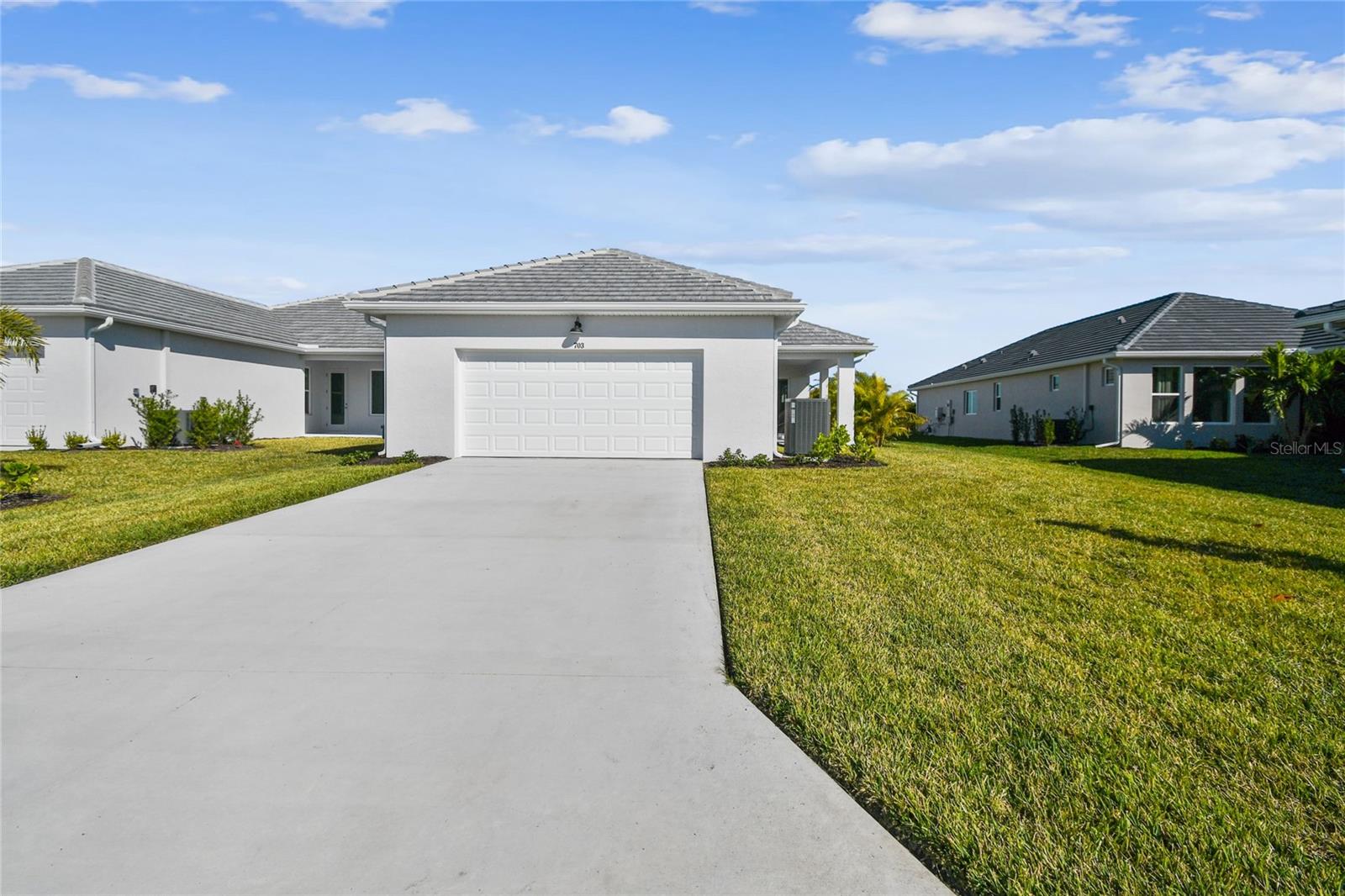 Image 39 of 46 For 703 Allora Avenue