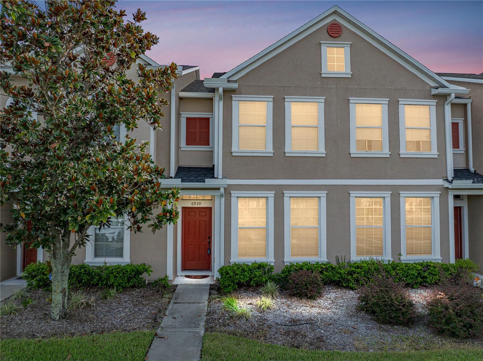 Details for 6930 Towering Spruce Drive, RIVERVIEW, FL 33578