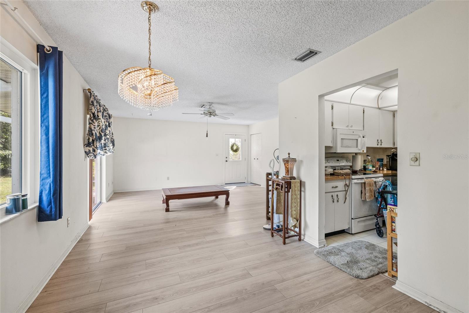 Image 11 of 36 For 213 Genet Court