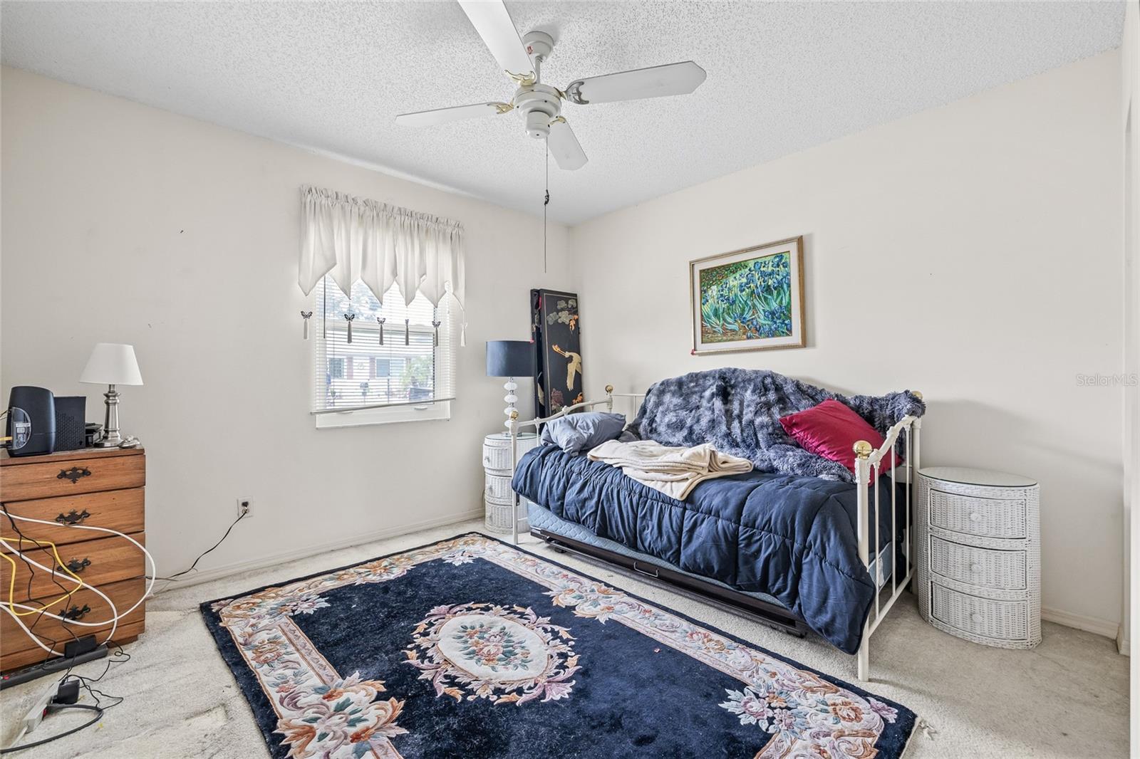 Image 17 of 36 For 213 Genet Court