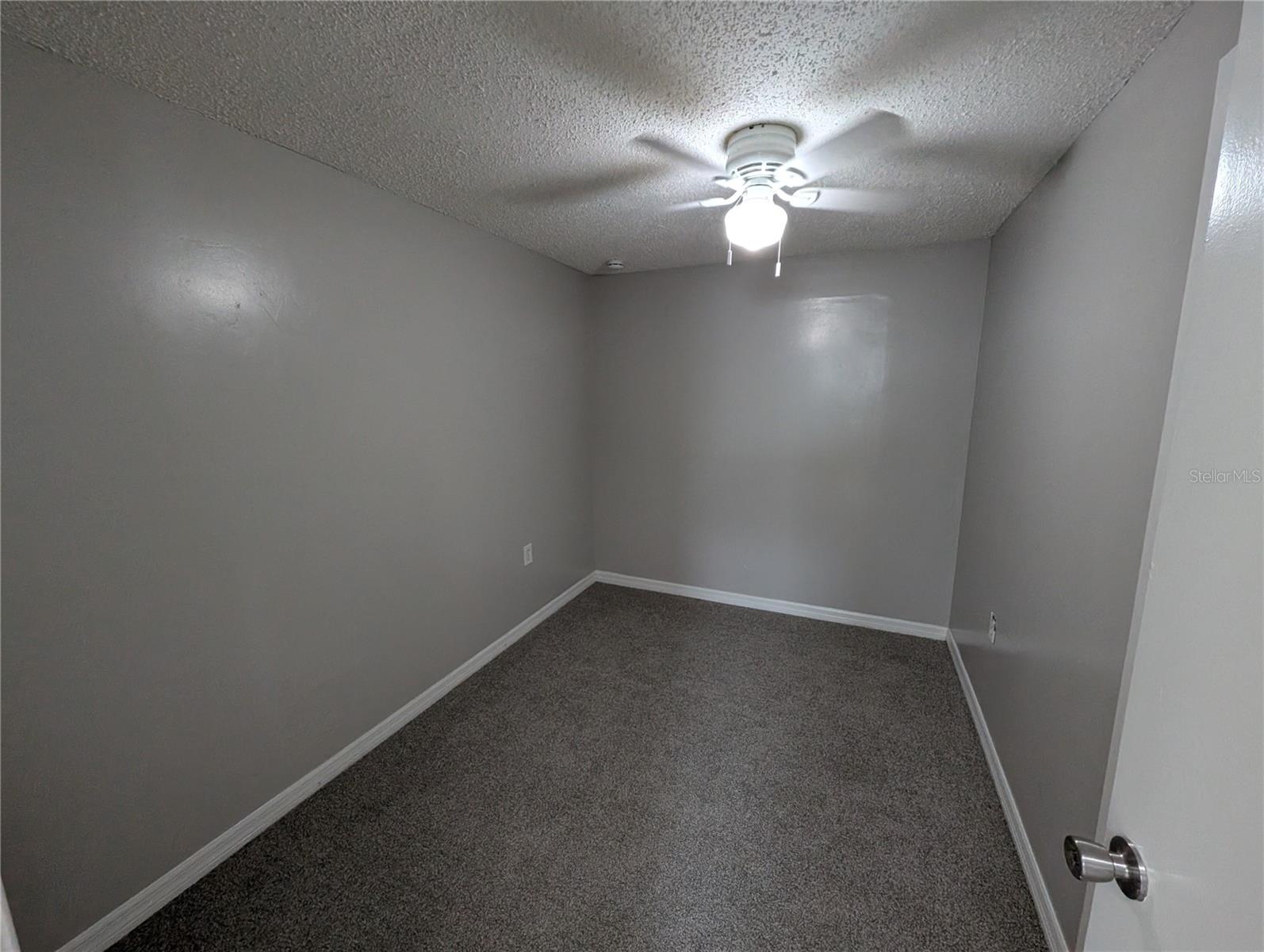 Image 15 of 26 For 8013 Beechwood Place