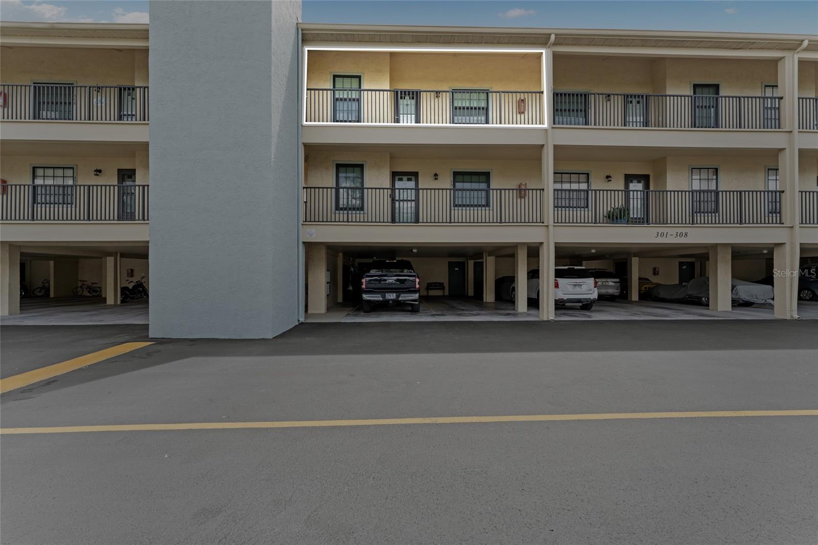 Details for 460 S Paula Dr  305, DUNEDIN, FL 34698