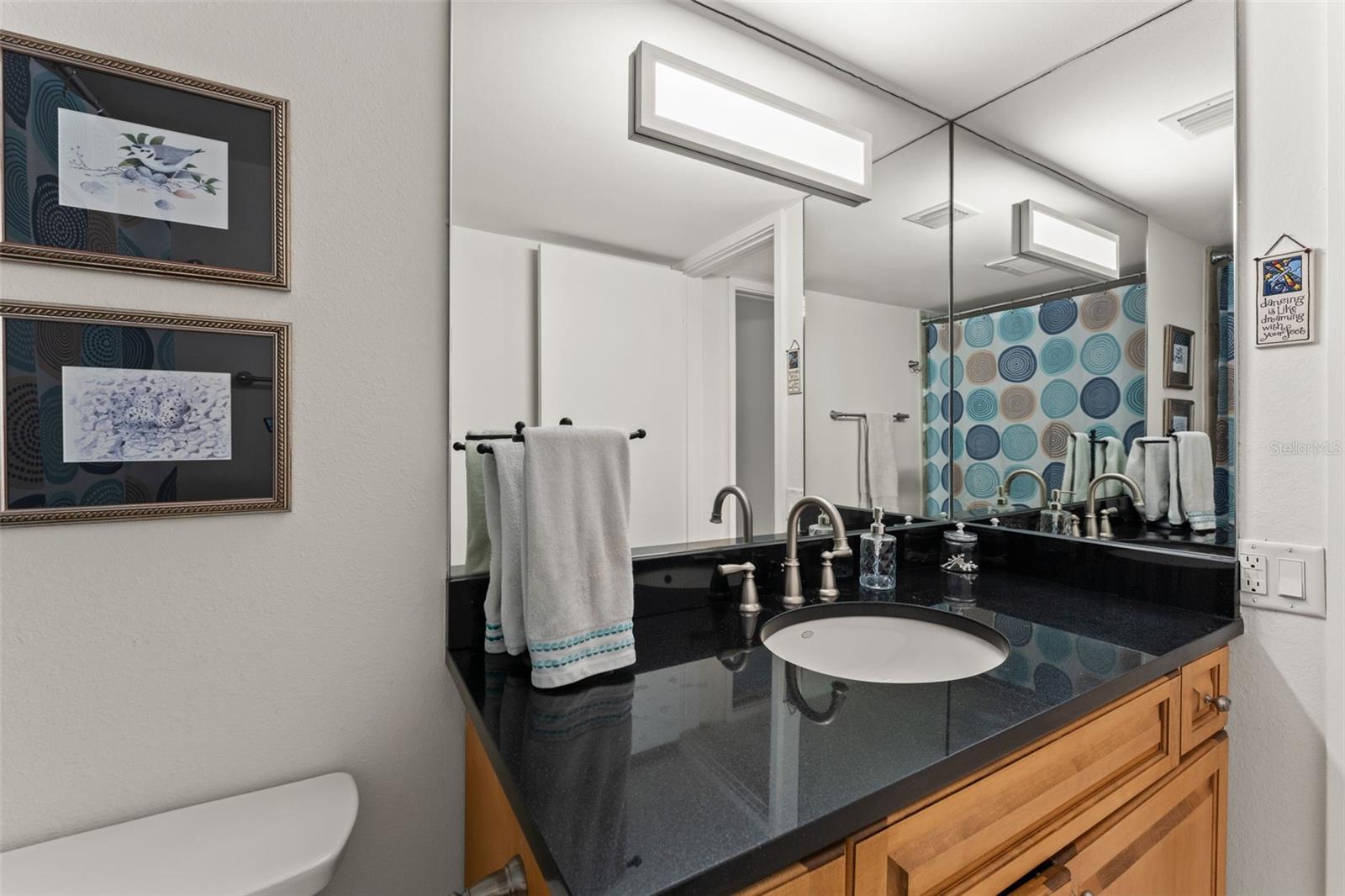 Image 18 of 51 For 2413 Bayshore Boulevard 805