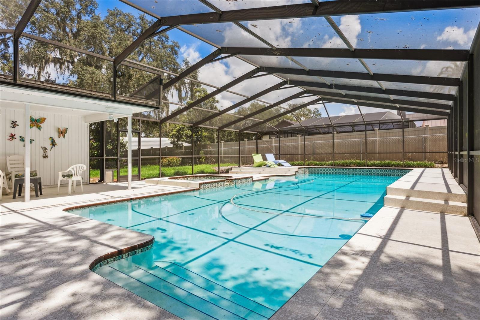 Image 22 of 25 For 605 Limona Road