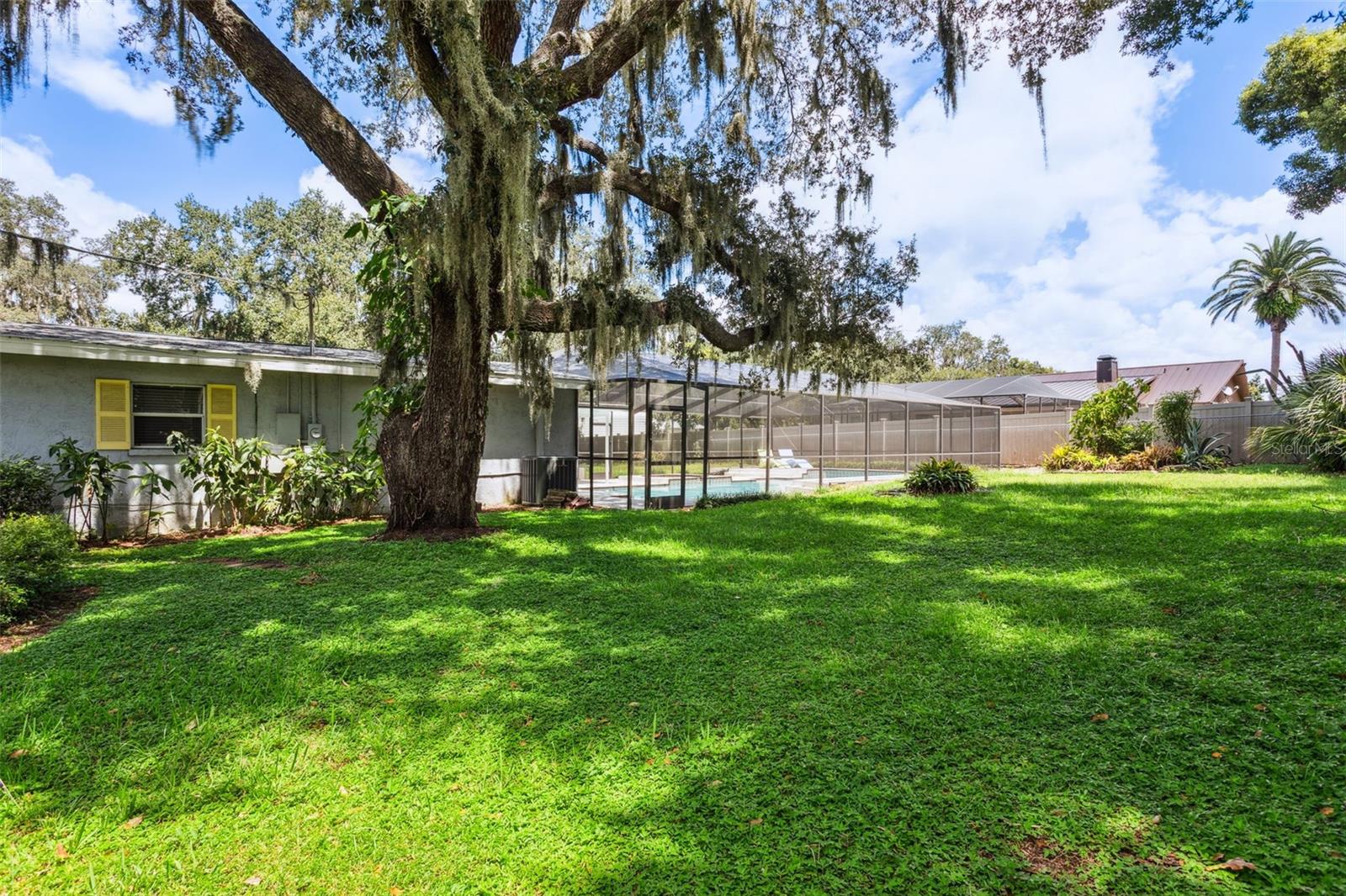 Image 24 of 25 For 605 Limona Road