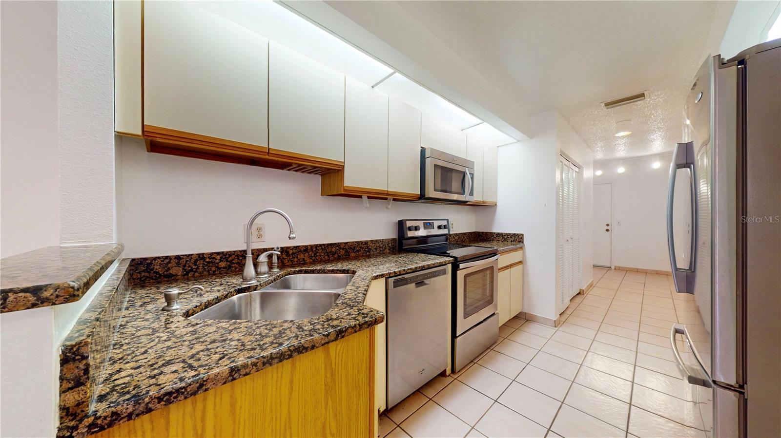 Image 13 of 31 For 10488 Saint Tropez Place