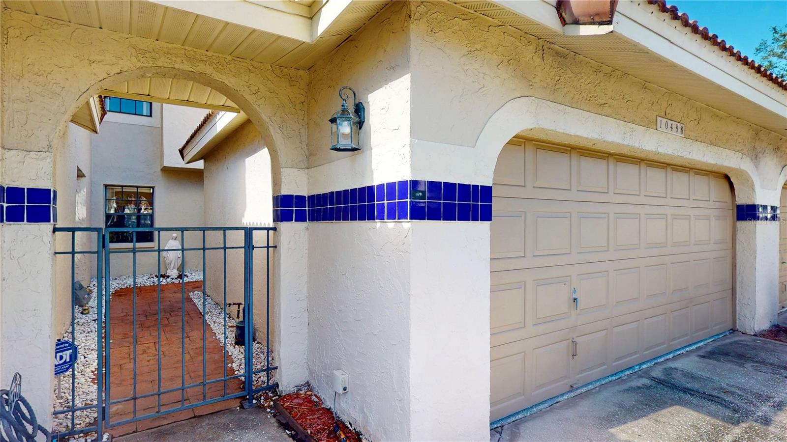 Image 2 of 31 For 10488 Saint Tropez Place