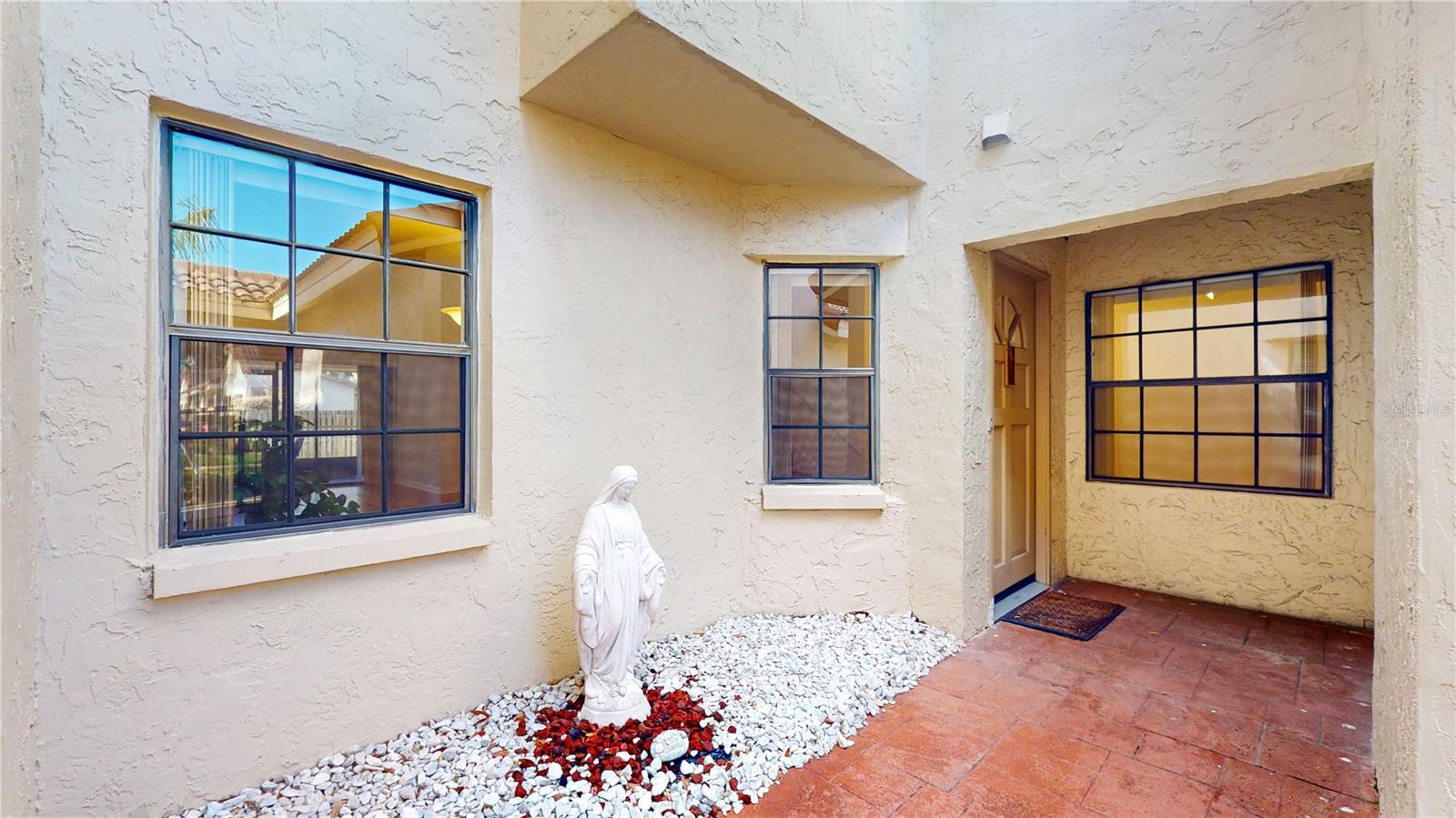 Image 3 of 31 For 10488 Saint Tropez Place