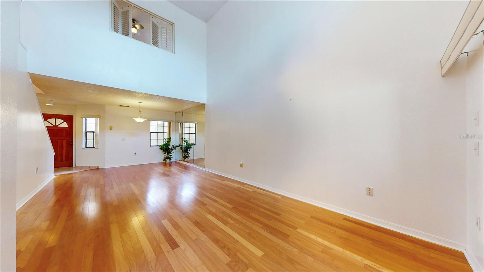Image 6 of 31 For 10488 Saint Tropez Place