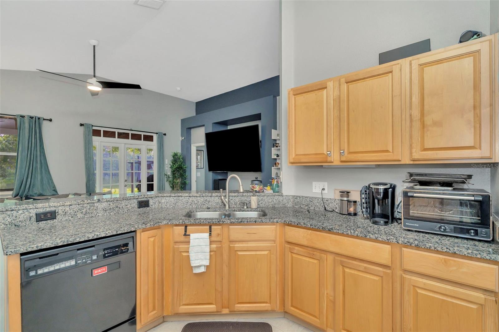 Image 10 of 32 For 9107 Cliff Lake Lane