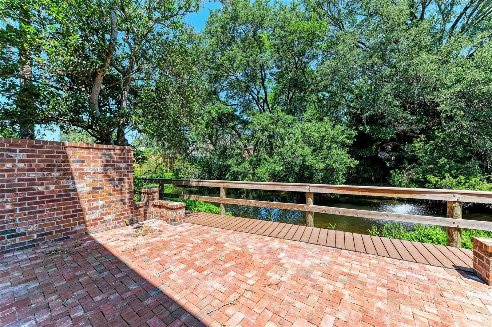 Image 12 of 41 For 2927 Gandy Boulevard