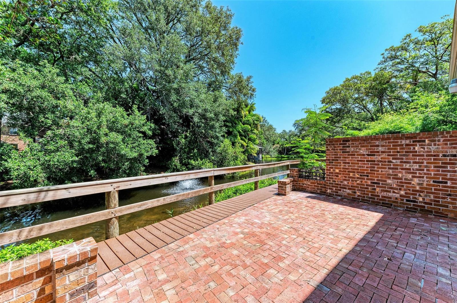 Image 13 of 41 For 2927 Gandy Boulevard