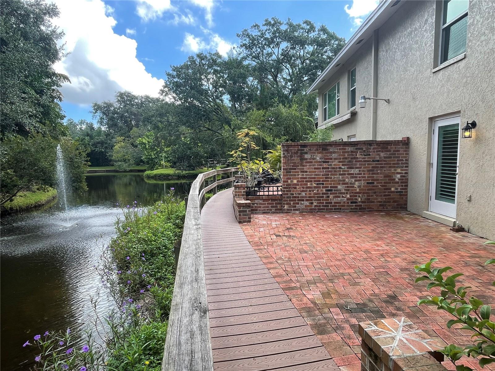 Image 3 of 41 For 2927 Gandy Boulevard