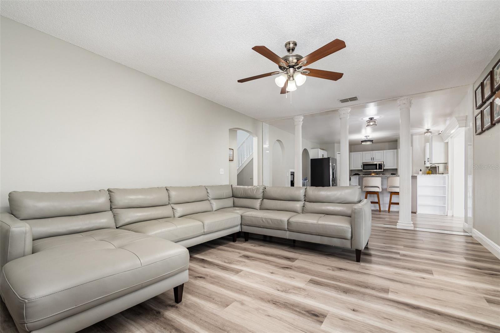 Image 8 of 30 For 3207 Scenic Woods Drive