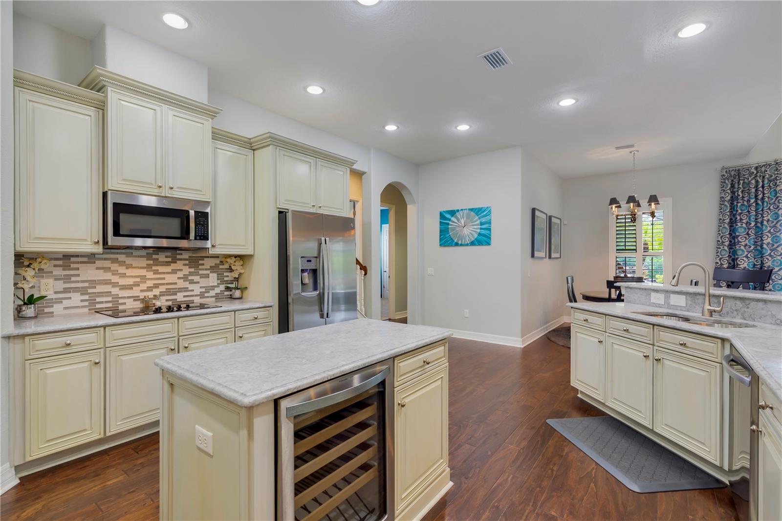 Image 15 of 60 For 21604 Draycott Way