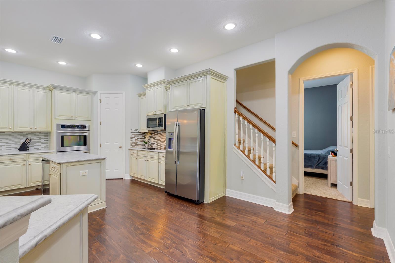 Image 16 of 60 For 21604 Draycott Way
