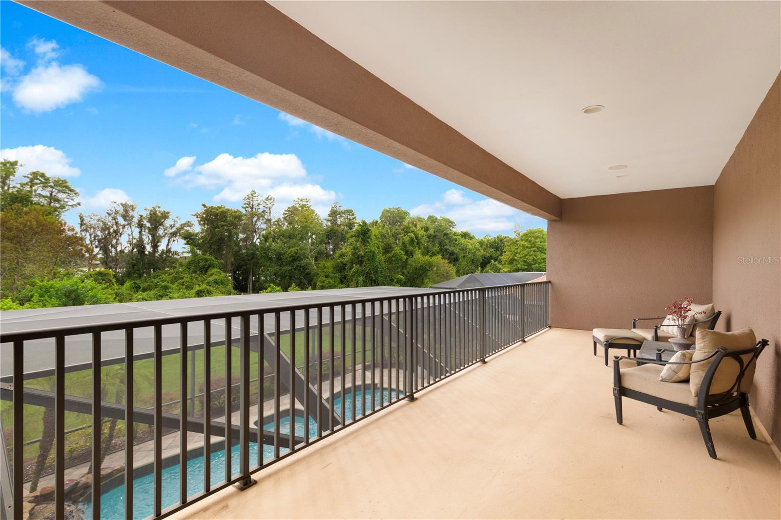 Image 23 of 60 For 21604 Draycott Way