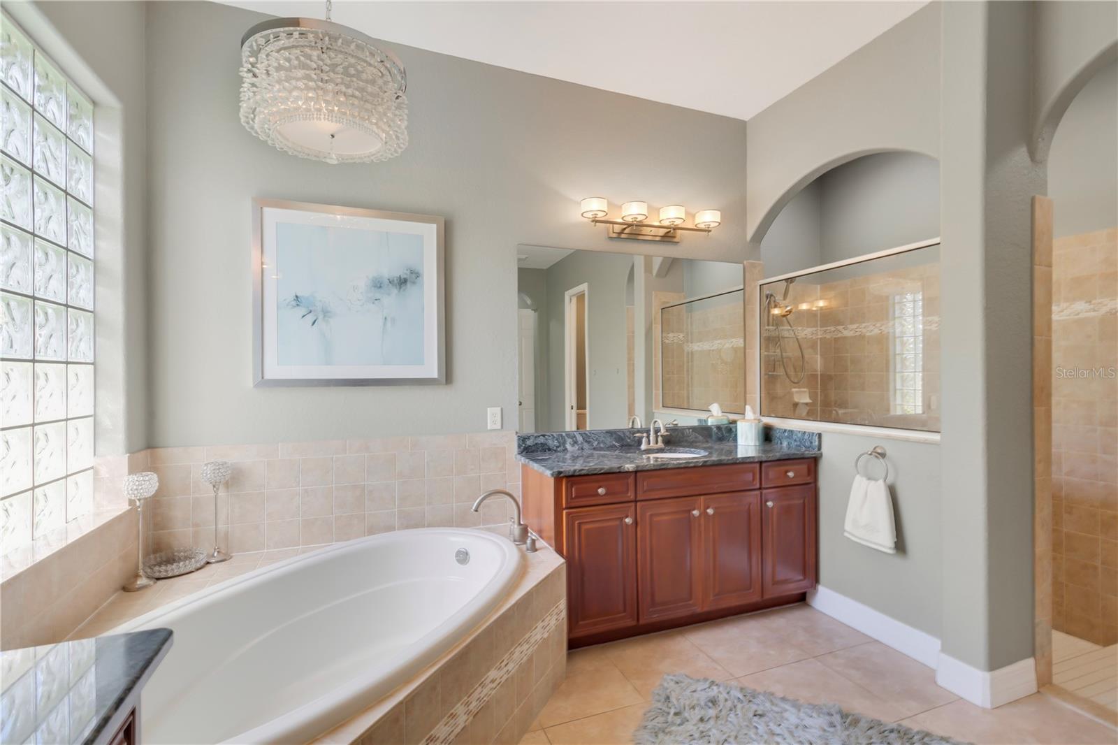 Image 28 of 60 For 21604 Draycott Way
