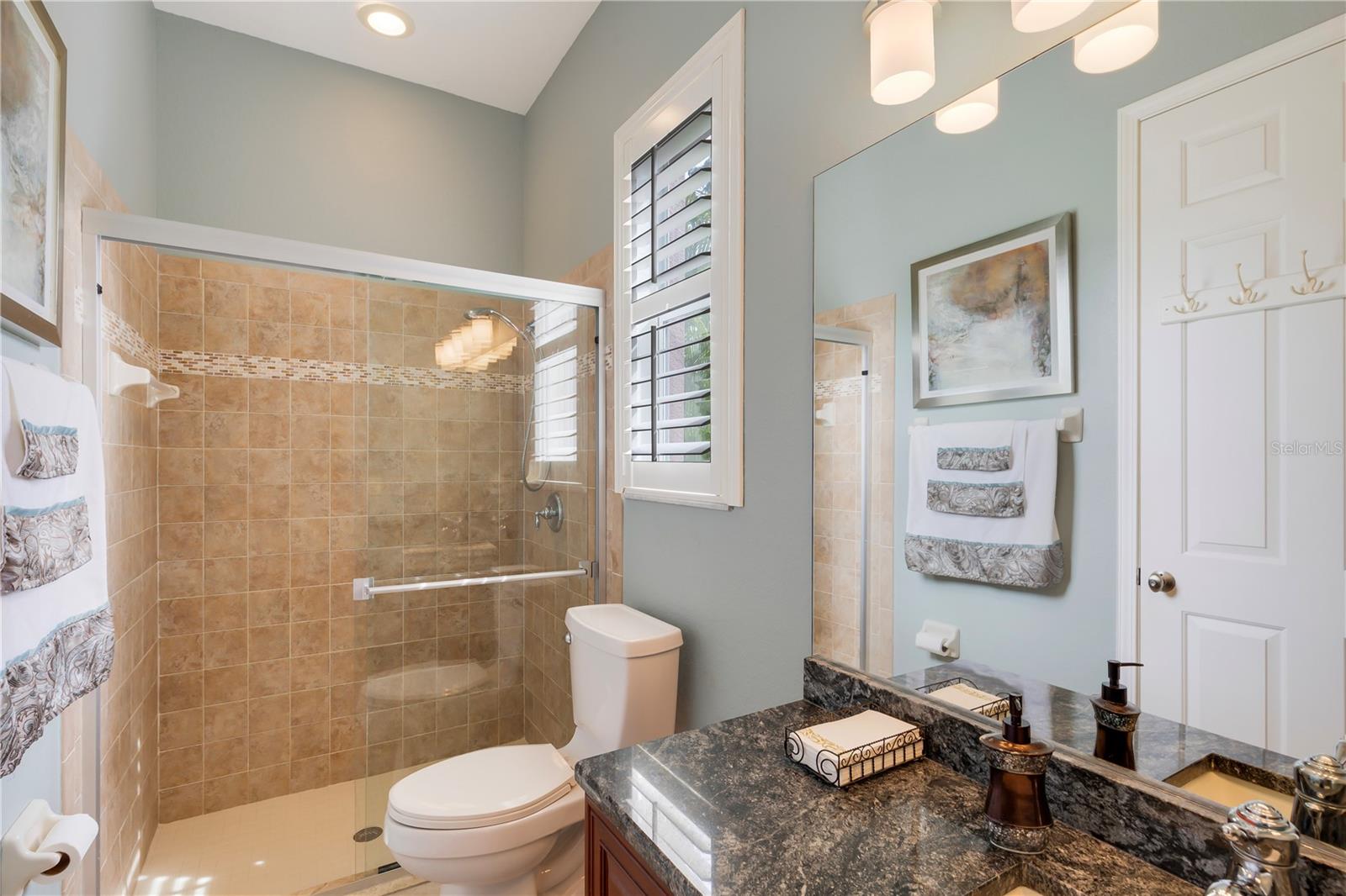 Image 32 of 60 For 21604 Draycott Way