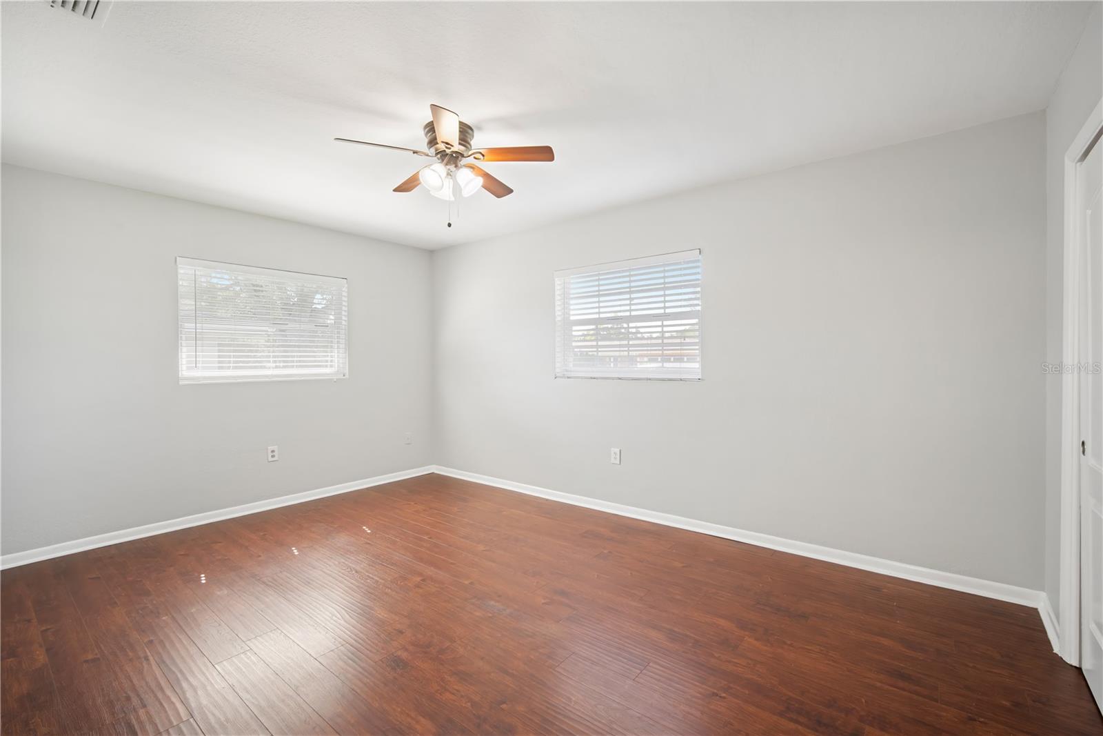 Image 11 of 23 For 1618 Hardwood Drive