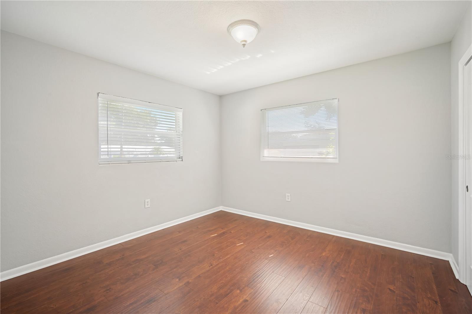Image 12 of 23 For 1618 Hardwood Drive