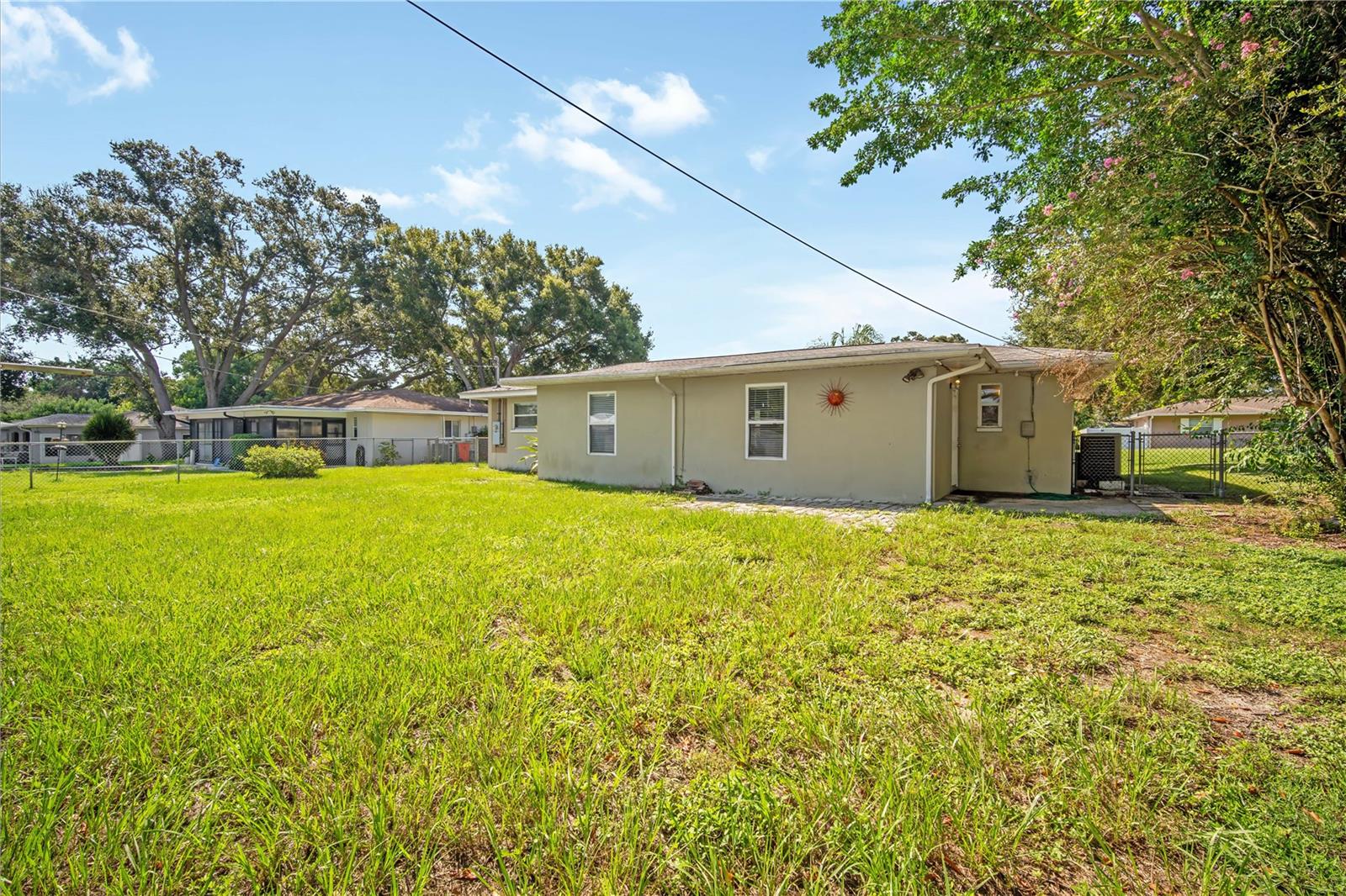 Image 20 of 23 For 1618 Hardwood Drive