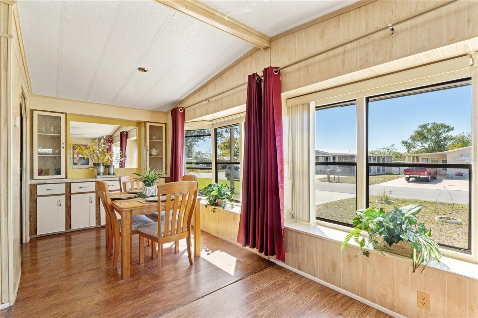 Image 12 of 38 For 7476 Eastern Circle Drive