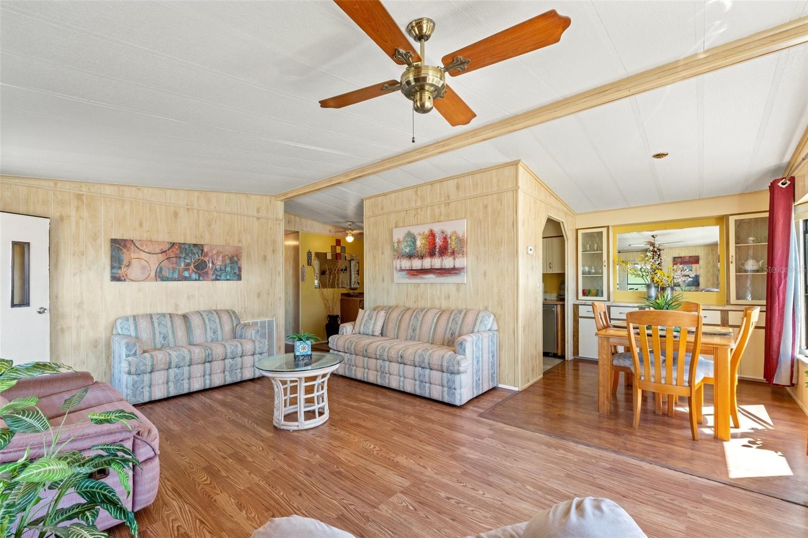 Image 16 of 38 For 7476 Eastern Circle Drive