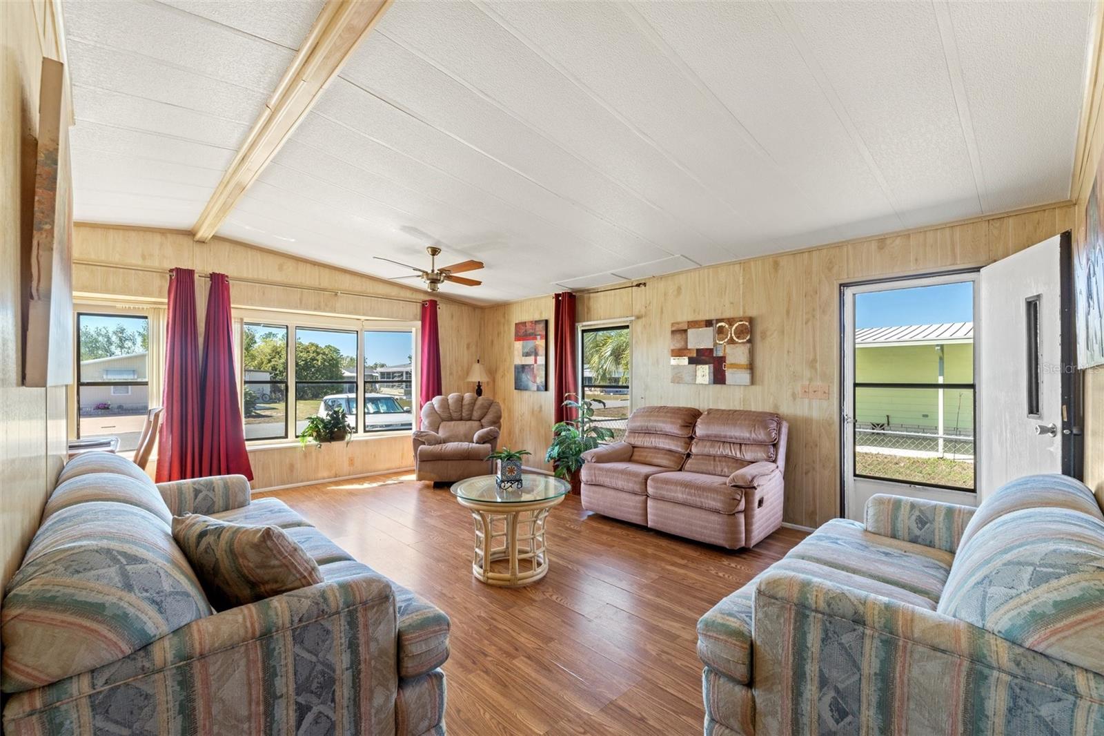 Image 18 of 38 For 7476 Eastern Circle Drive