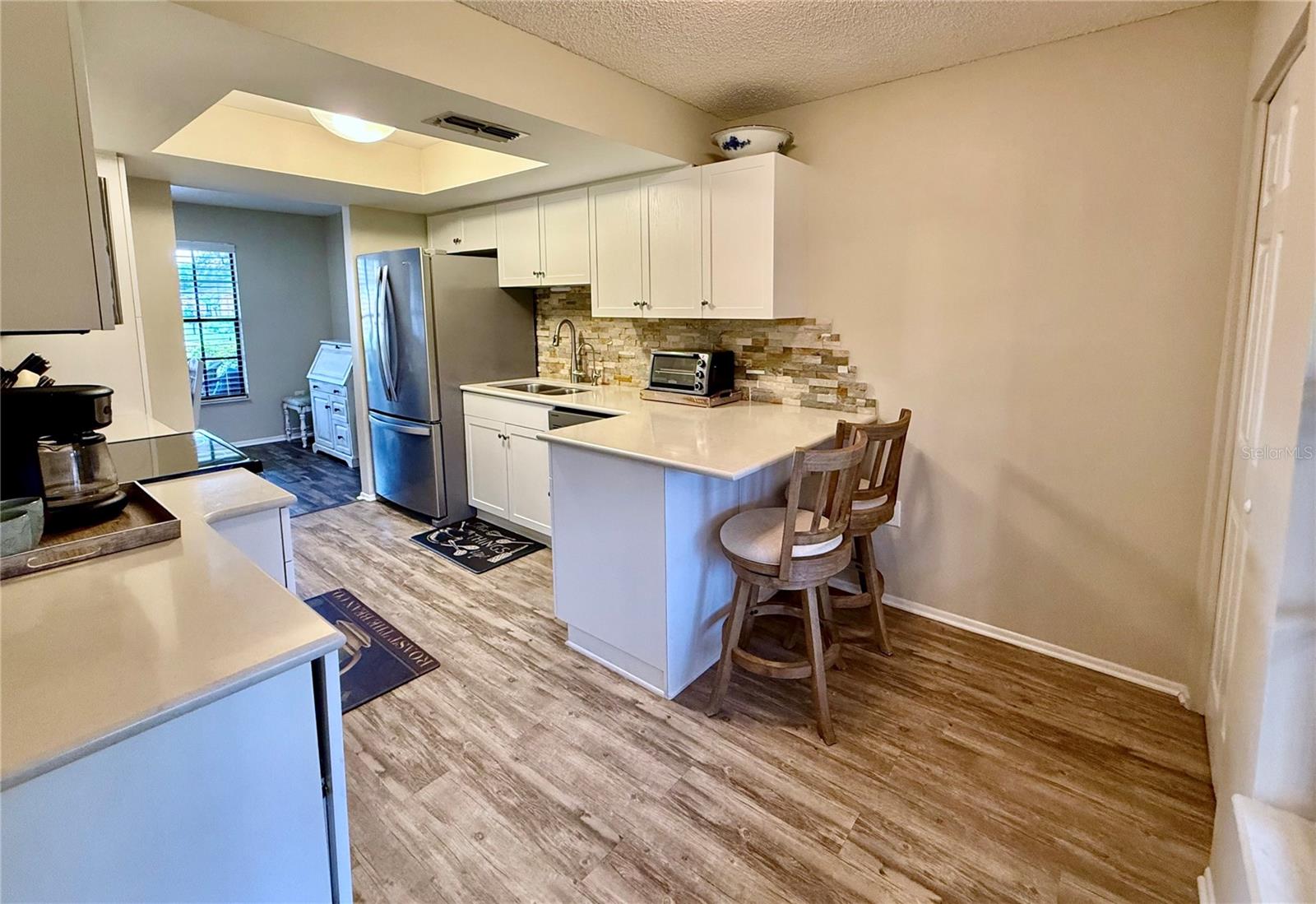 Image 10 of 37 For 9326 Whitstone Court
