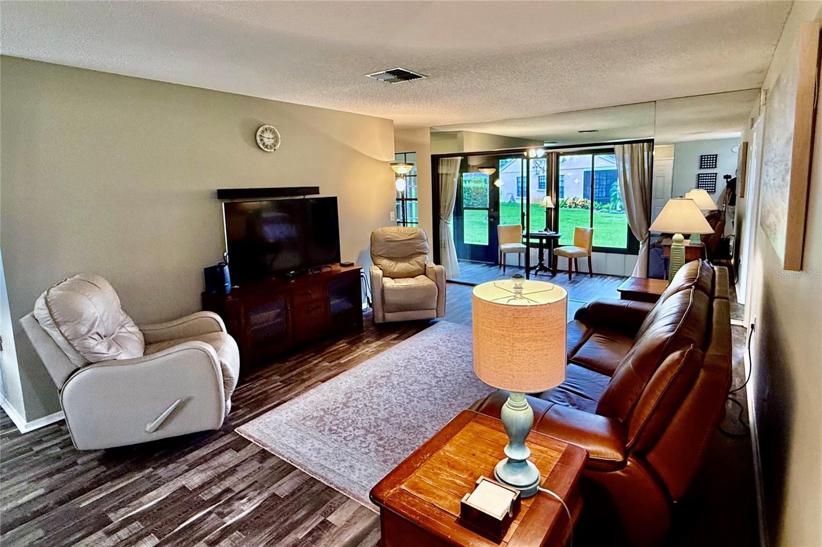 Image 5 of 37 For 9326 Whitstone Court