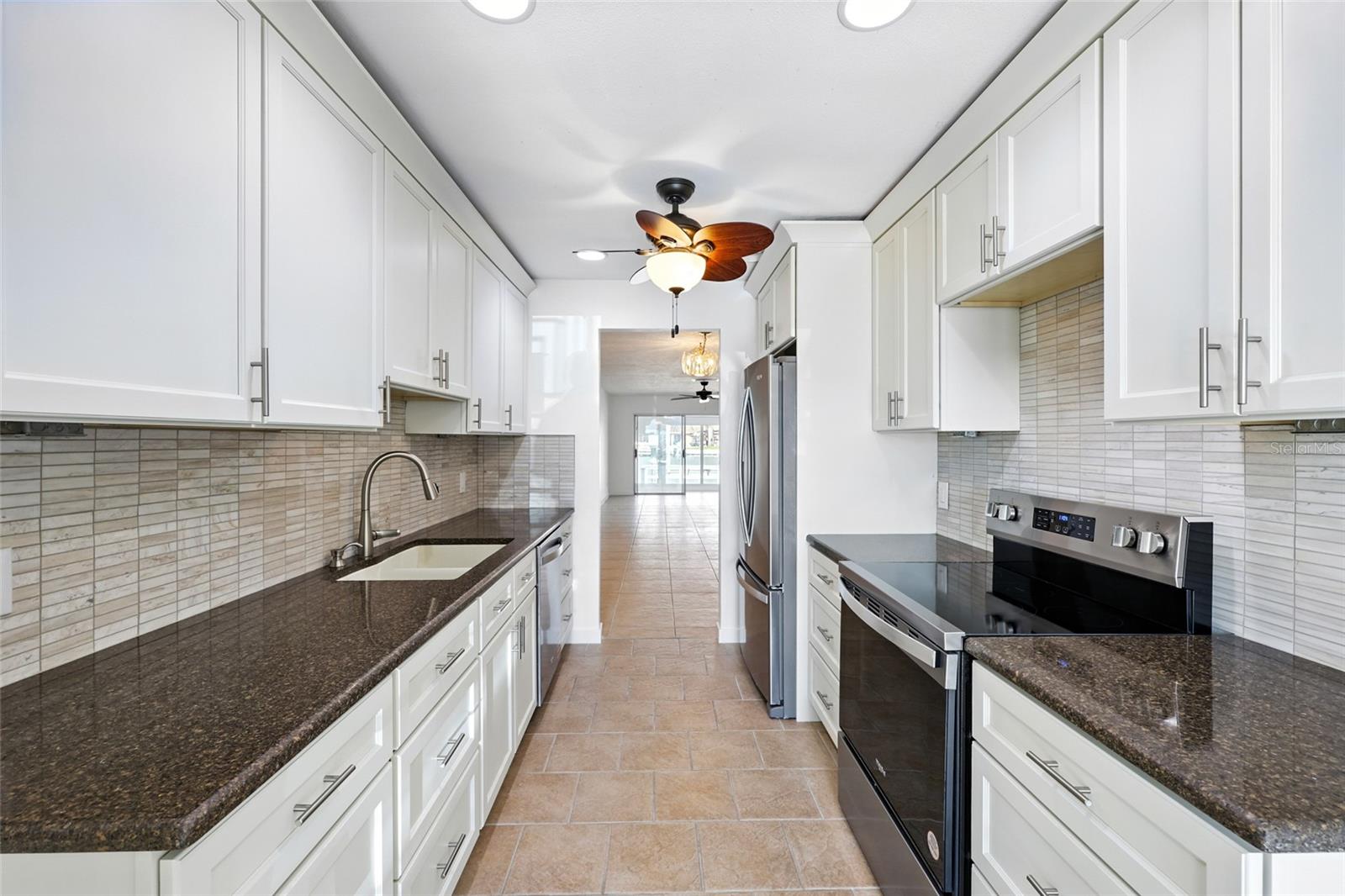 Image 13 of 52 For 545 Boca Ciega Point Boulevard N