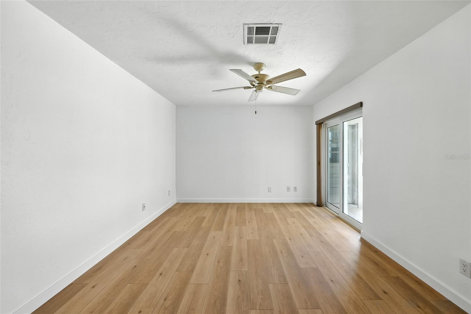 Image 29 of 52 For 545 Boca Ciega Point Boulevard N