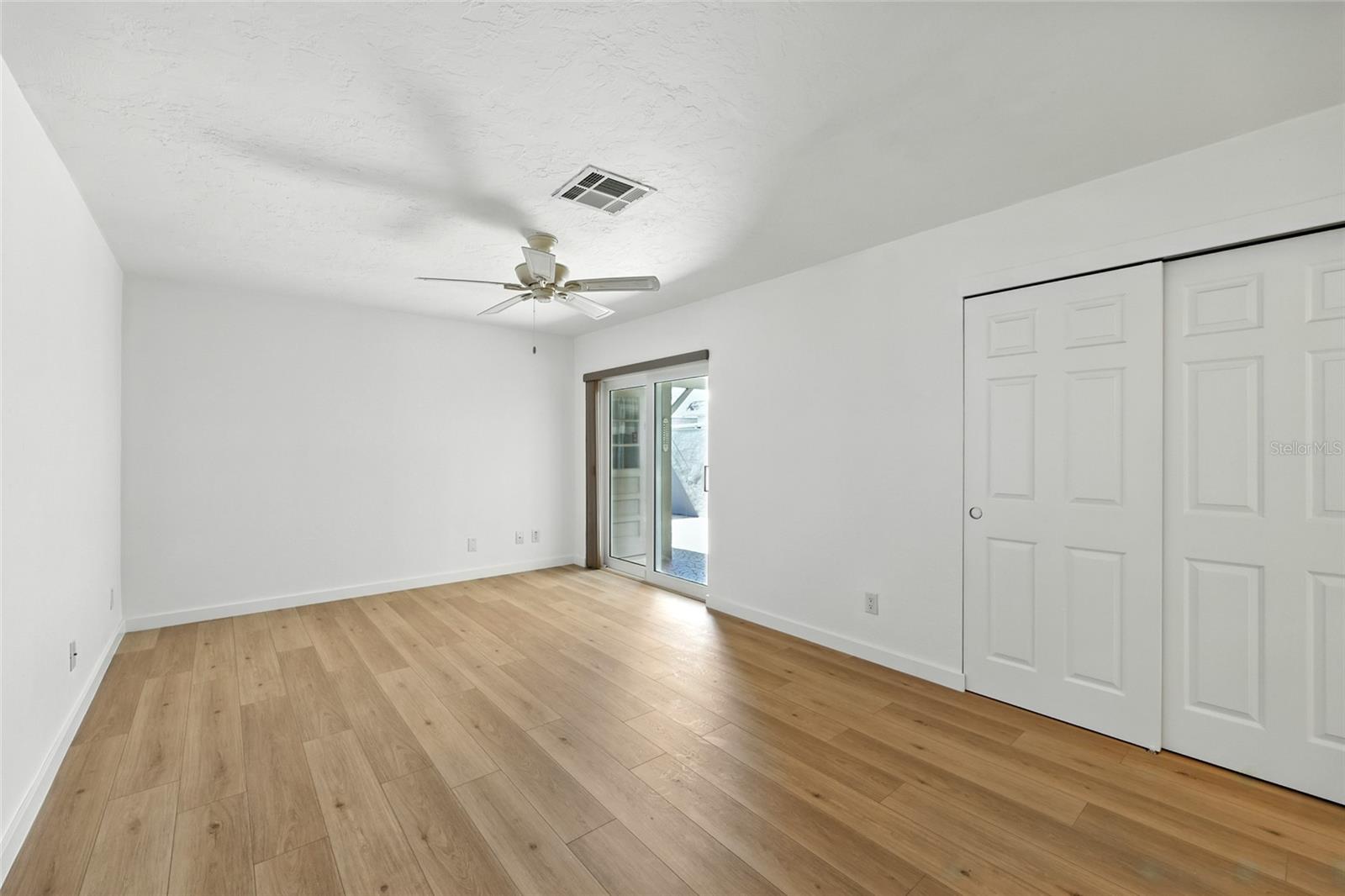 Image 30 of 52 For 545 Boca Ciega Point Boulevard N
