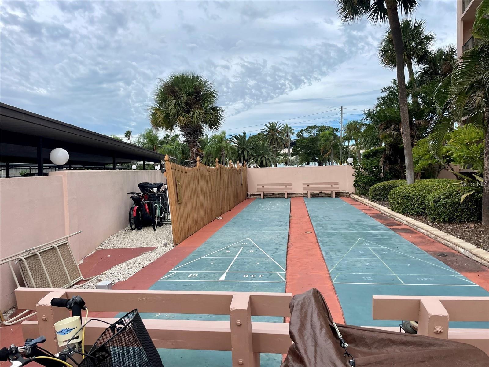 Image 29 of 38 For 51 Island Way 1201