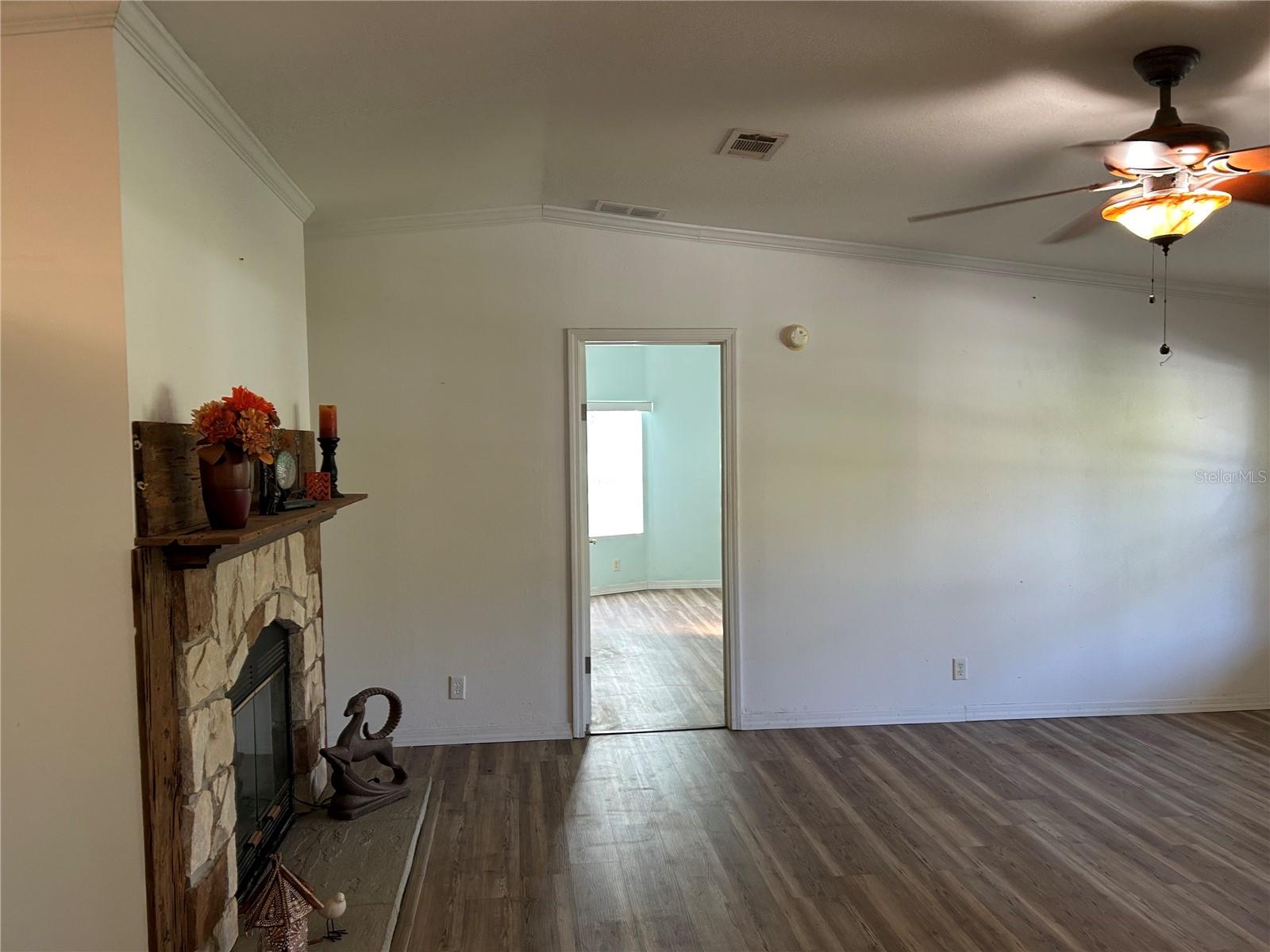 Image 10 of 47 For 5525 Wilkins Road