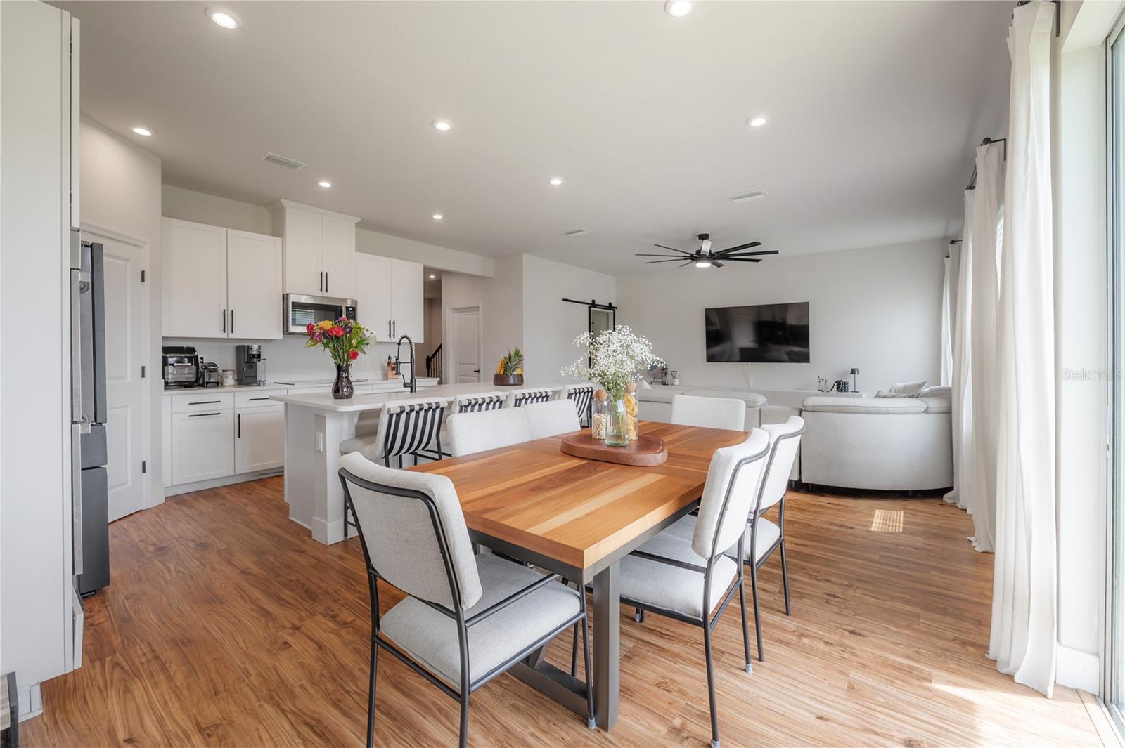 Image 11 of 57 For 17992 Dairy Farm Court
