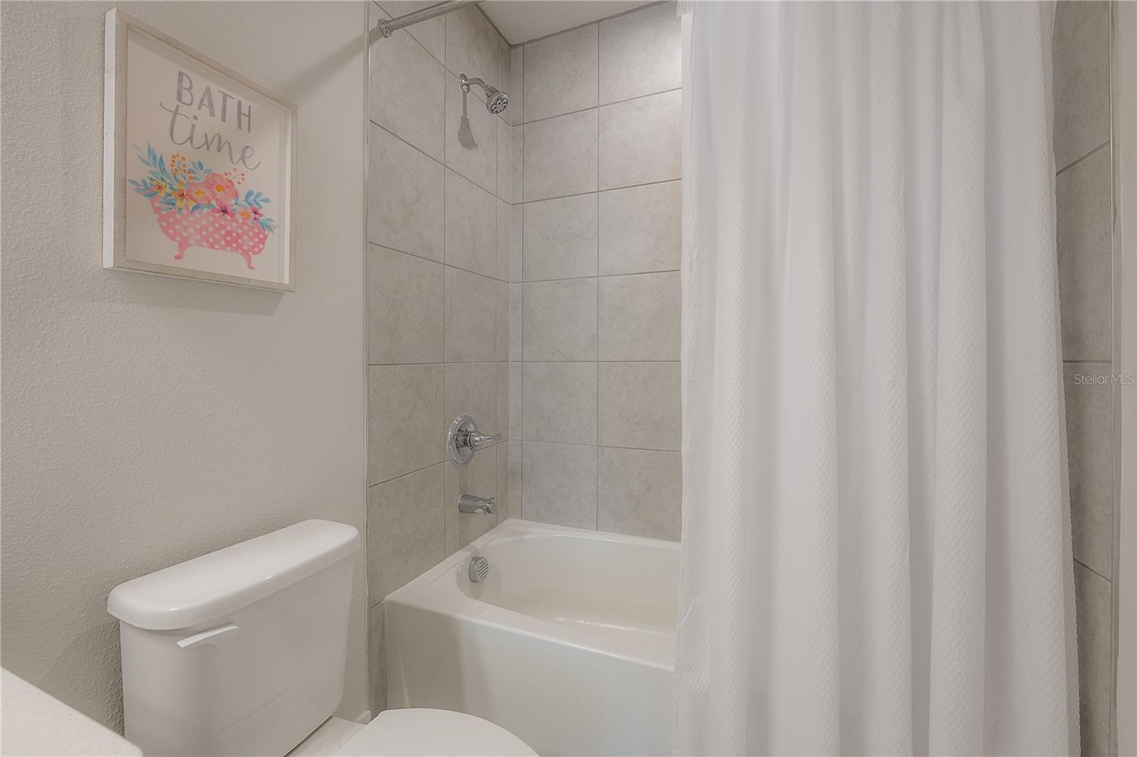Image 39 of 57 For 17992 Dairy Farm Court