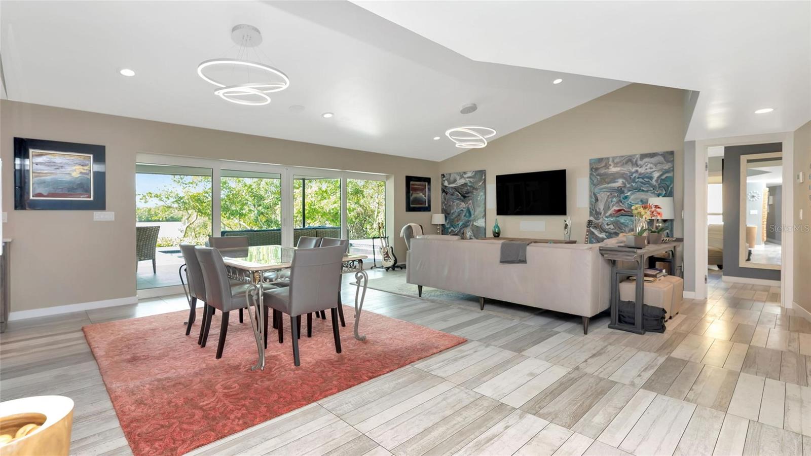 Image 11 of 69 For 7436 14th Street Ne