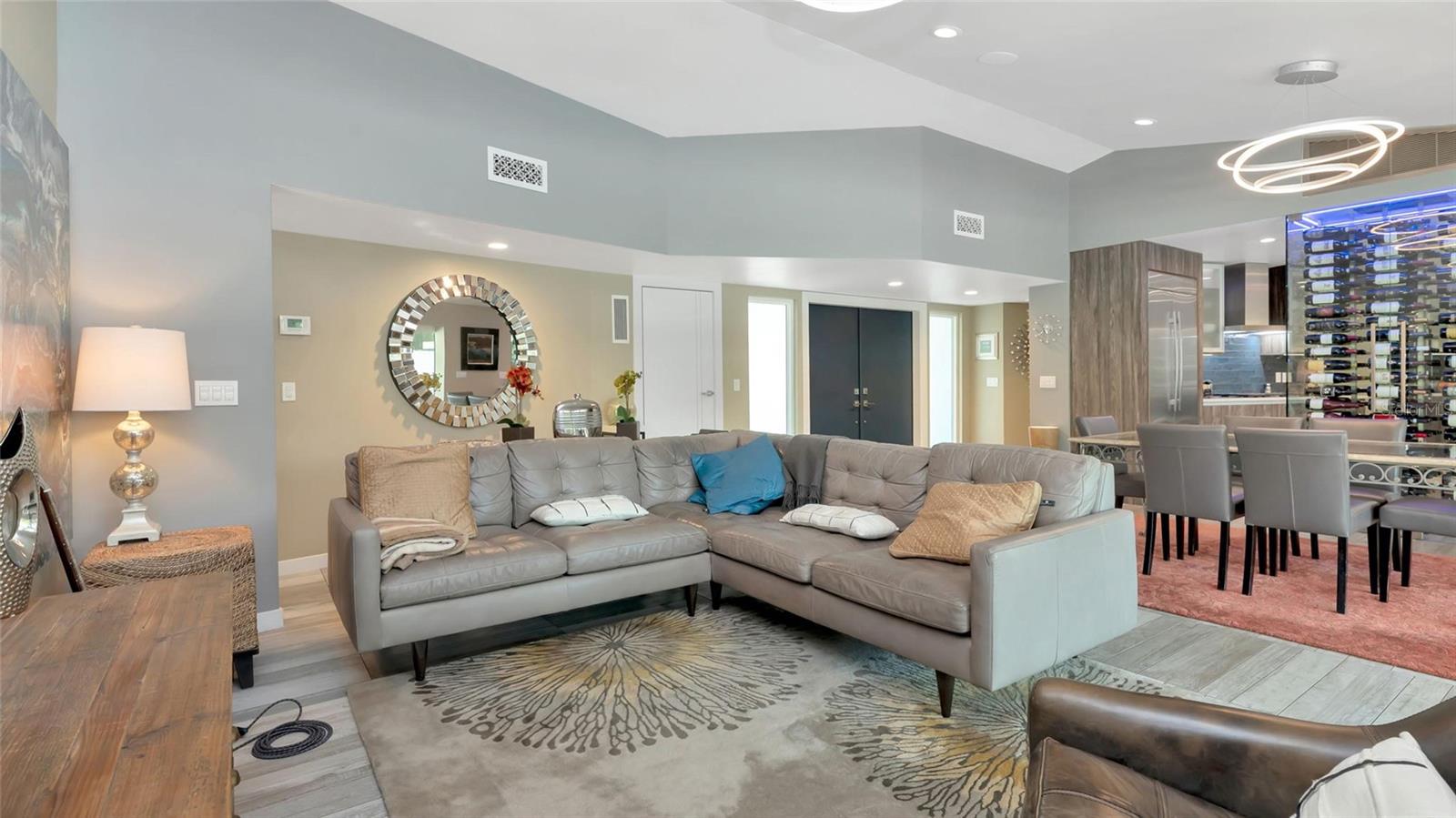 Image 7 of 69 For 7436 14th Street Ne