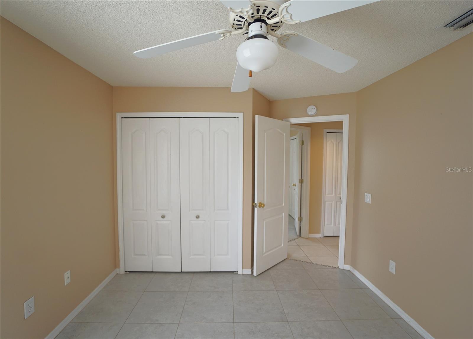 Image 3 of 28 For 406 Sonoma Drive