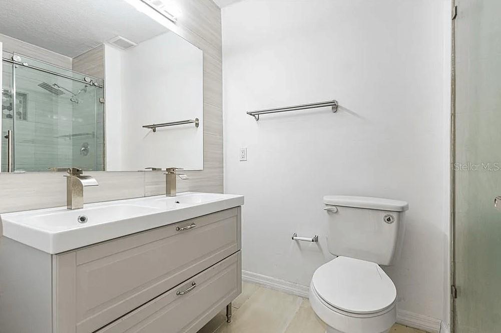 Image 10 of 16 For 546 Orange Drive 11