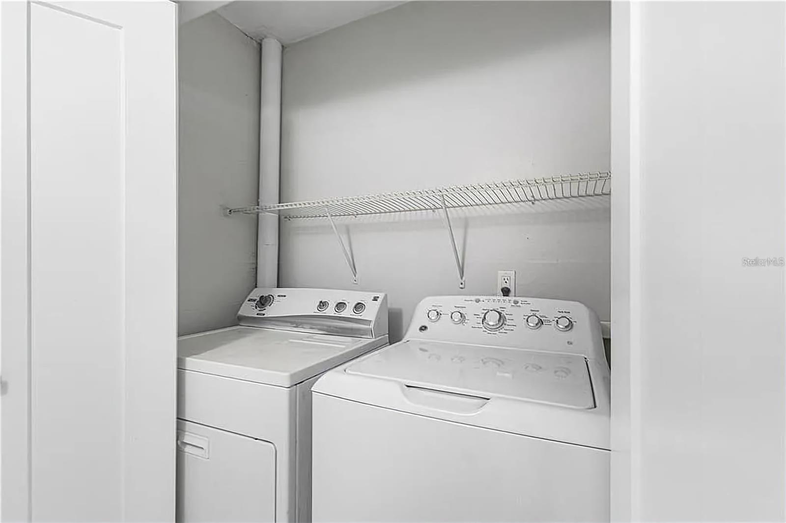 Image 4 of 16 For 546 Orange Drive 11