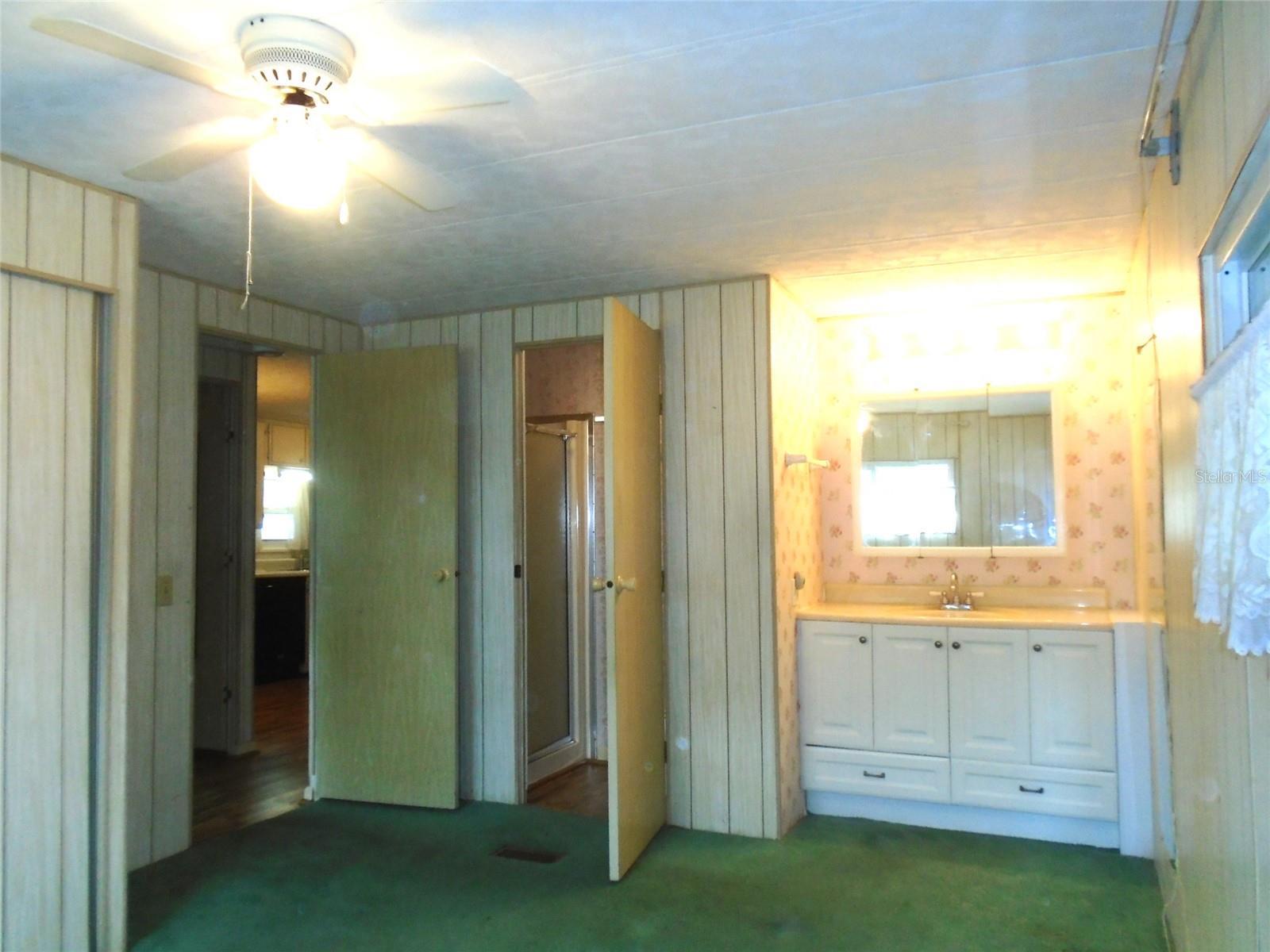 Image 14 of 31 For 7777 46th Avenue N 36