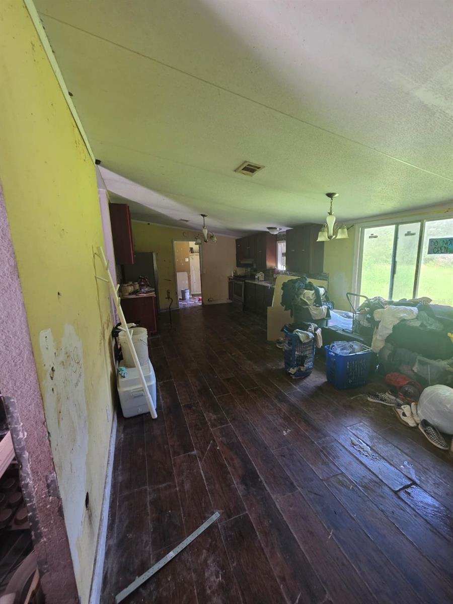 Image 13 of 36 For 9219 151st Place