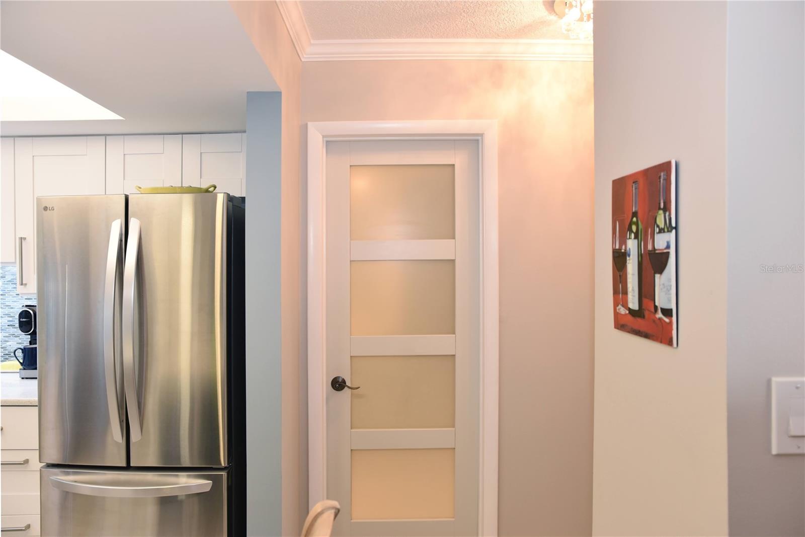 Image 21 of 48 For 4900 Brittany Drive S 811