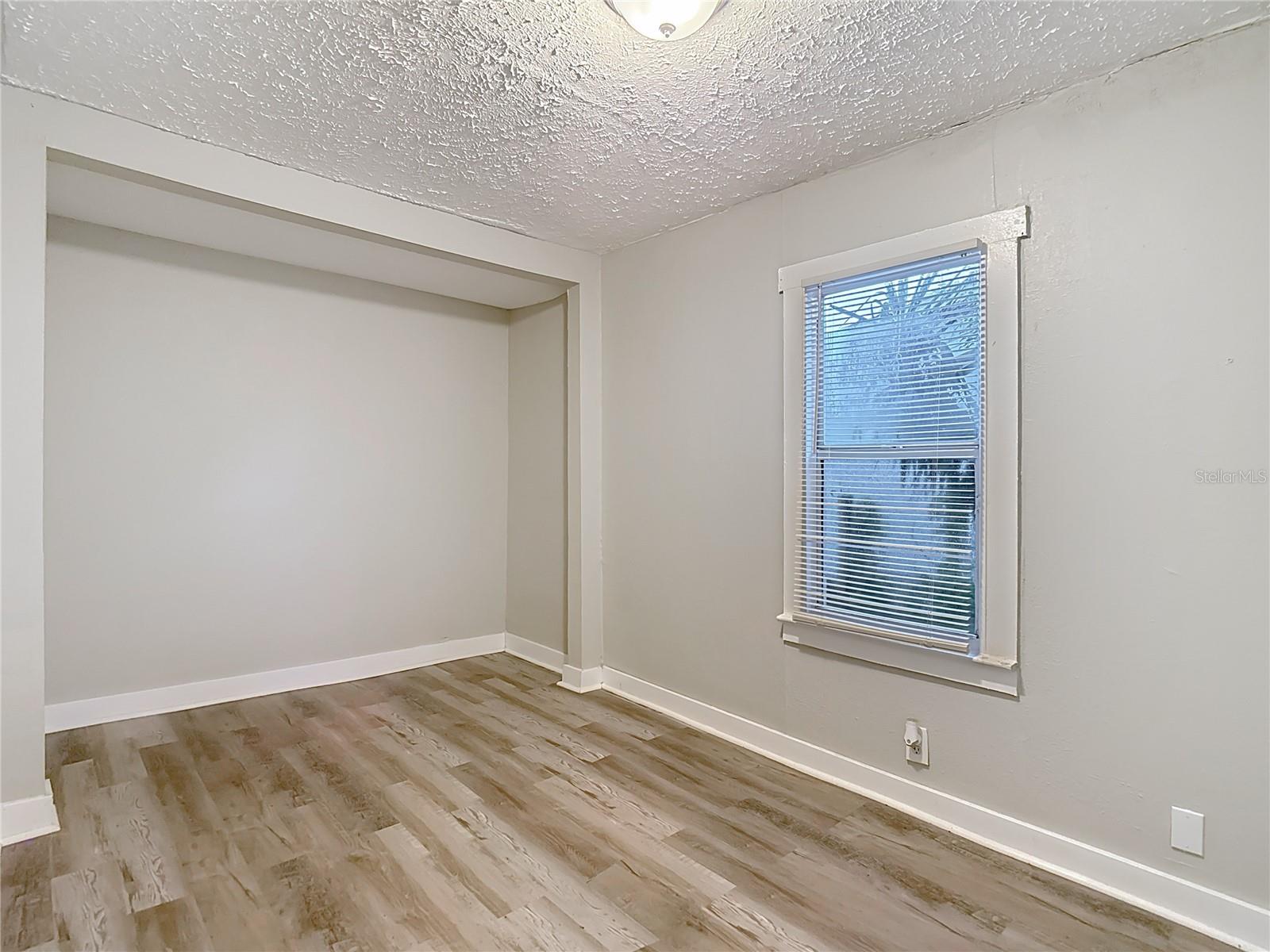 Image 16 of 52 For 7016 Oregon Avenue
