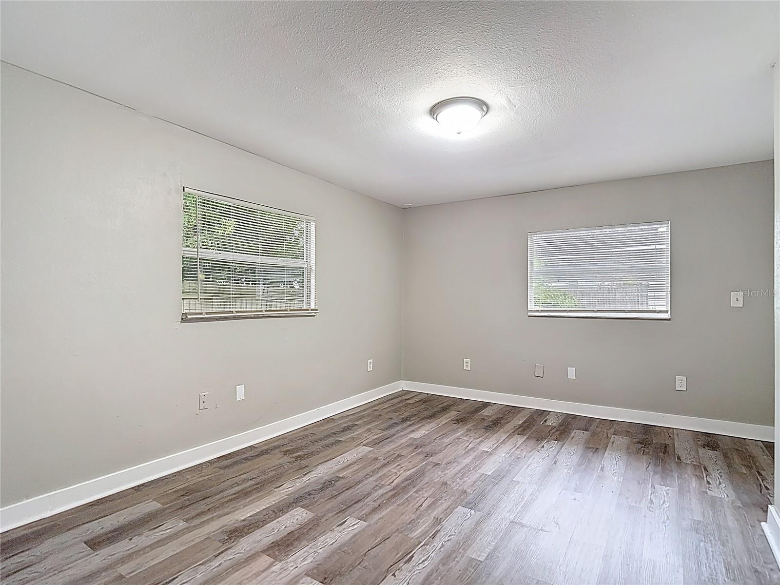Image 23 of 52 For 7016 Oregon Avenue