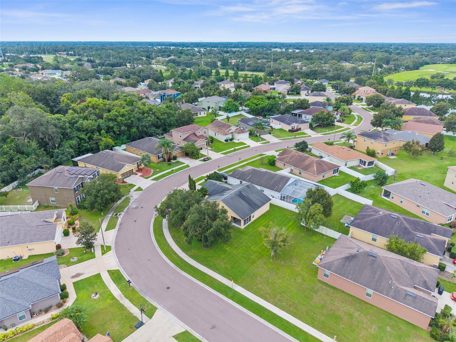 Listing photo id 30 for 6338 Twin Bridges Drive